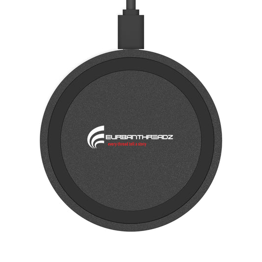 Sleek Quake Wireless Charging Pad - Fast & Convenient Phone Charger with Modern Design