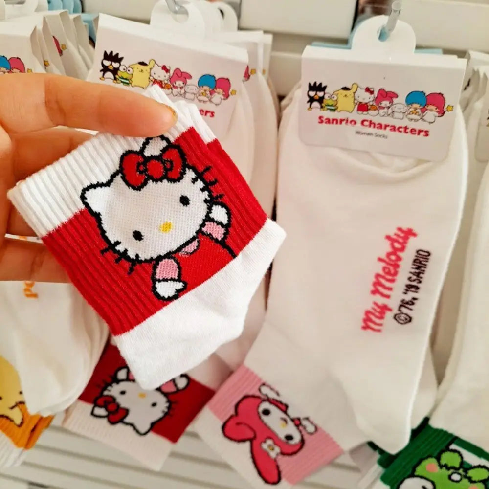 MINISO Sanrio Cotton Socks Anime Kawaii Girls Sports Socks Hello Kitty Kuromi Cinnamoroll Melody Sports Breathable Women Sock